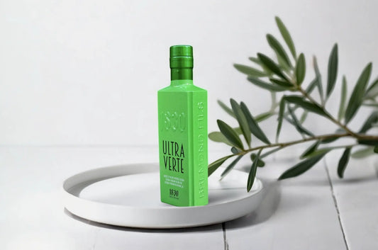 Hochwertiges natives Olivenöl Extra – erste Kaltpressung aus frischen Oliven.