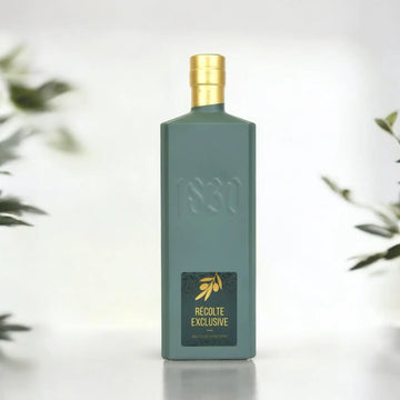 Recolte Exclusive – Bio Olivenöl aus Italien in stilvoller Präsentation mit Olivenblättern