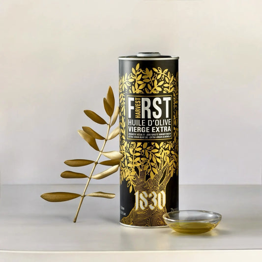 LIMITIERTE EDITION: FIRST – Bio-Olivenöl aus der Provence in einer gold-schwarzen Design-Dose. Extra natives Olivenöl aus Frankreich, erste Ernte der Saison