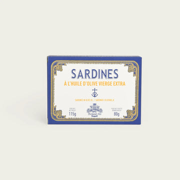 Sardinen in extra natives Olivenöl – in edler Dose von Maison Brémond. Hochwertige, handverarbeitete Sardinen, eingelegt in feinstem Olivenöl für ein authentisches Geschmackserlebnis.